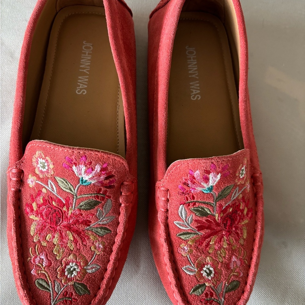 Johnny Was Women's Embroidered Red Loafers